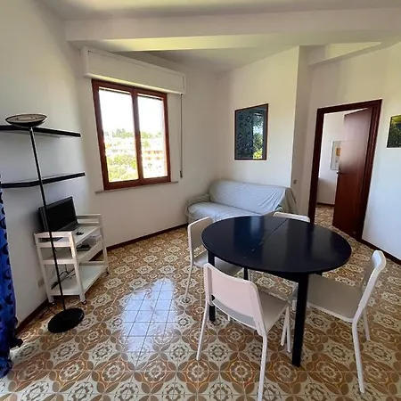 Trilo Cecilia Apartmán Numana
