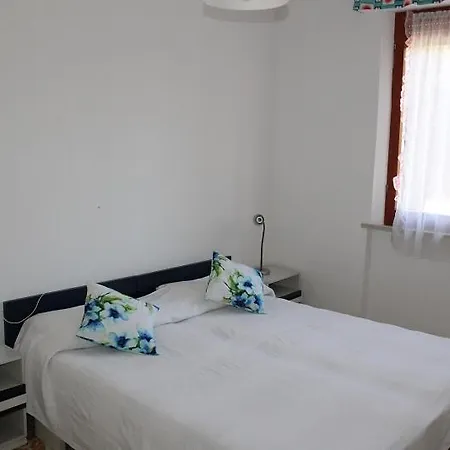 Trilo Cecilia Apartmán Numana